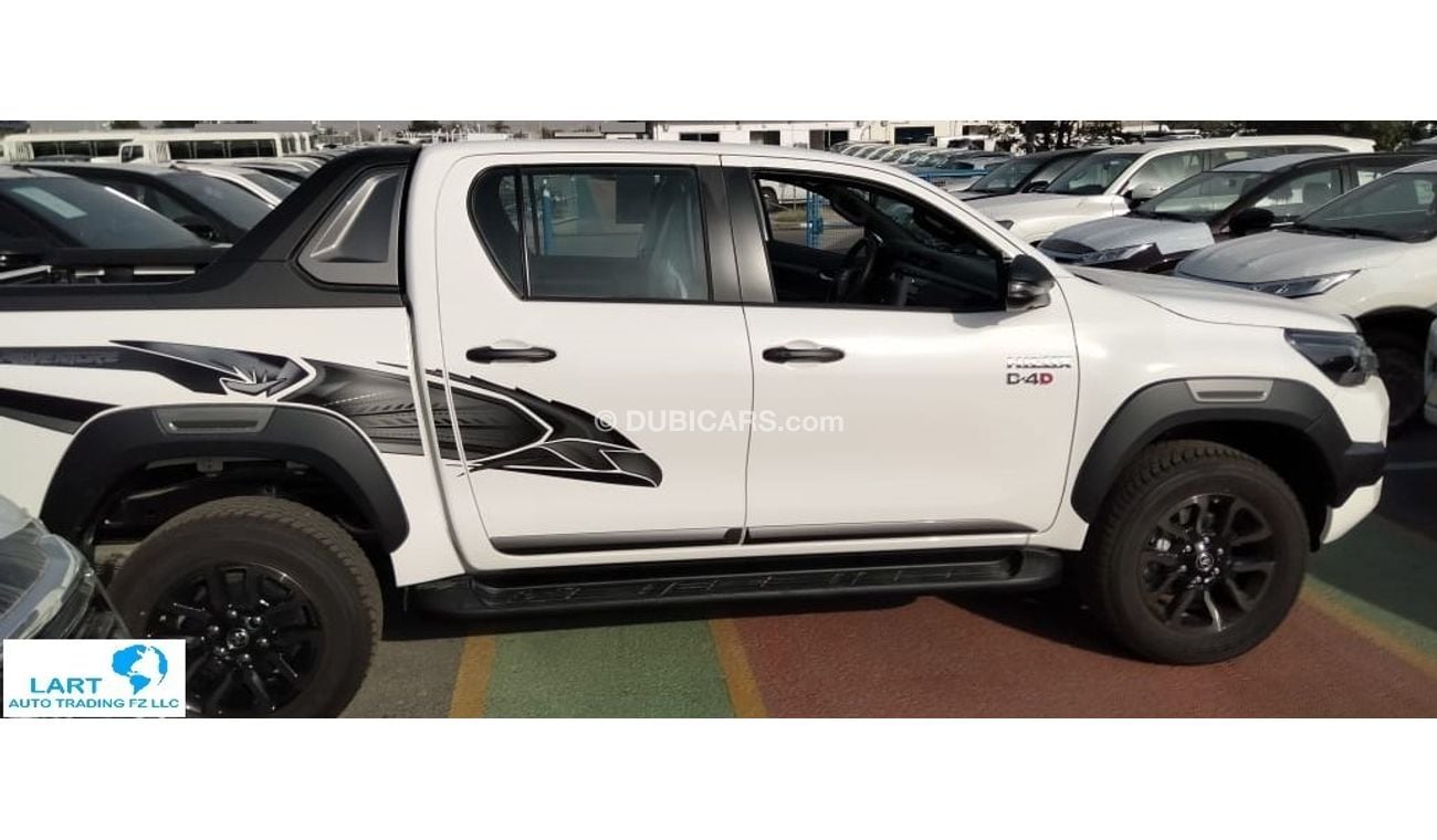 تويوتا هيلوكس Adventure SR5