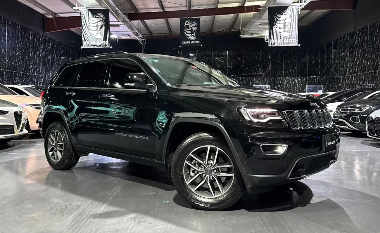 جيب جراند شيروكي Jeep Grand Cherokee | 4x4 Limited | Low mileage | Gcc