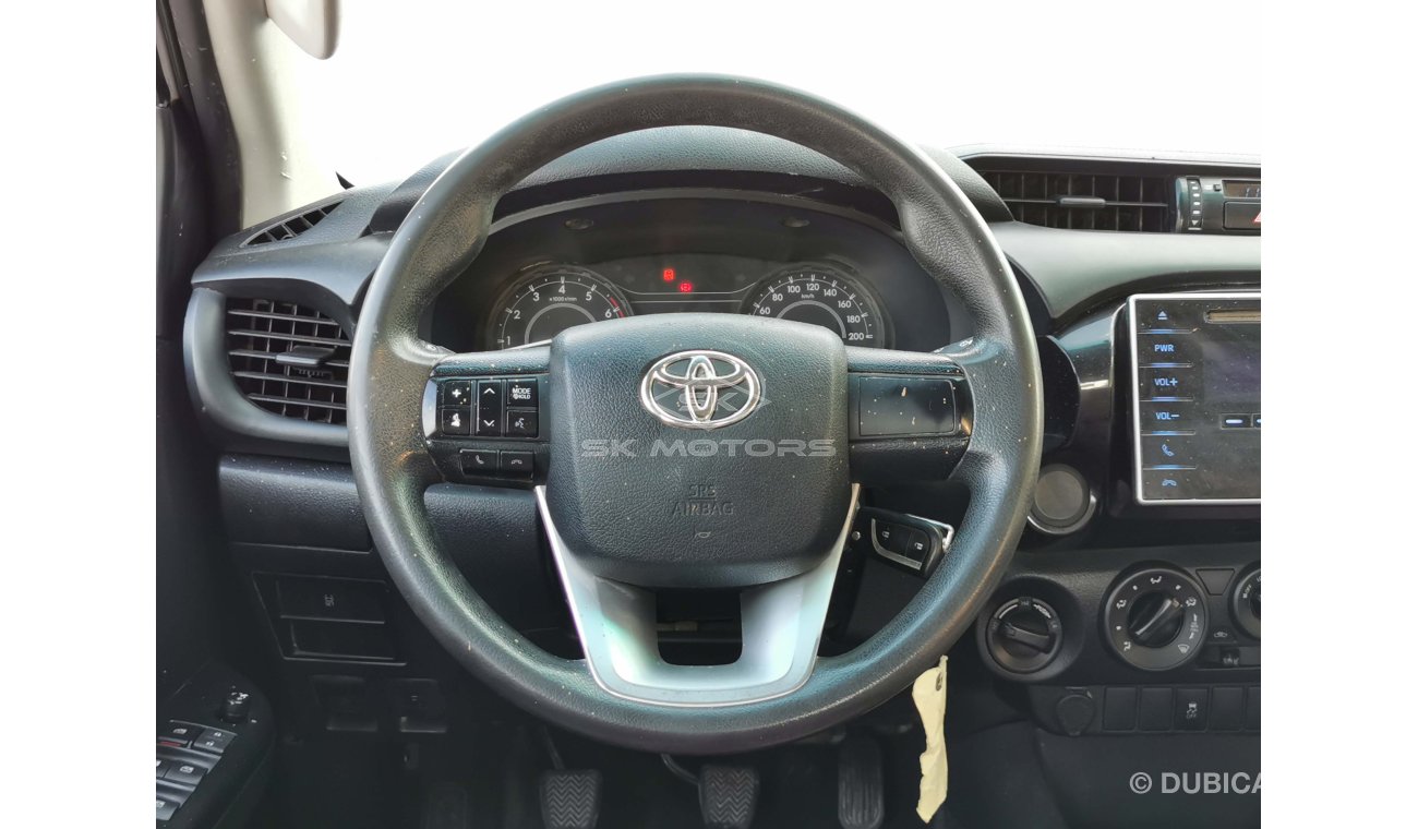 Toyota Hilux 2.7L Petrol, M/T, CD Player, Fabric Seats, 4WD  (LOT # 244)