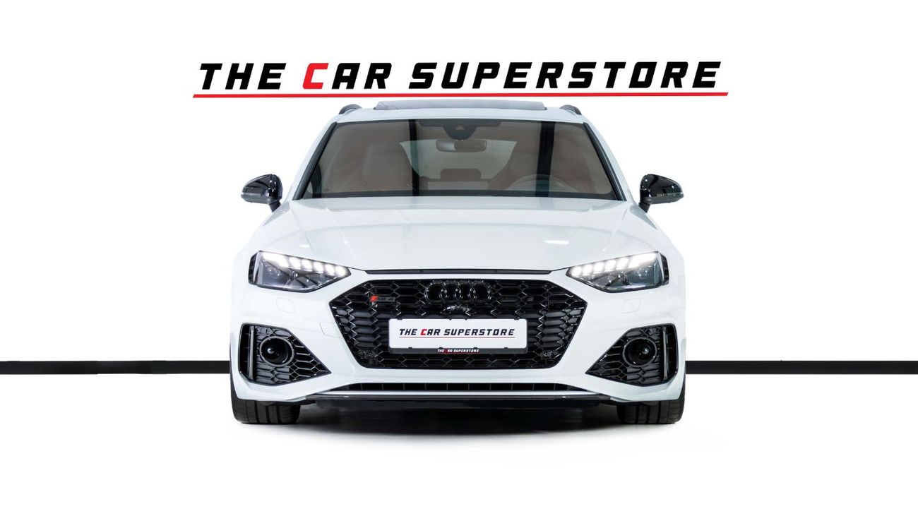 Audi RS4 Avant-Al Nabooda WarrantyService Contract-Very Low Mileage-Carbon Fiber RS Bucket Seats