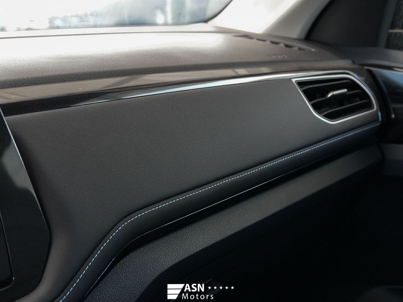 فولكس واجن ثارو XR 300 TSI 2026 (Export Price)