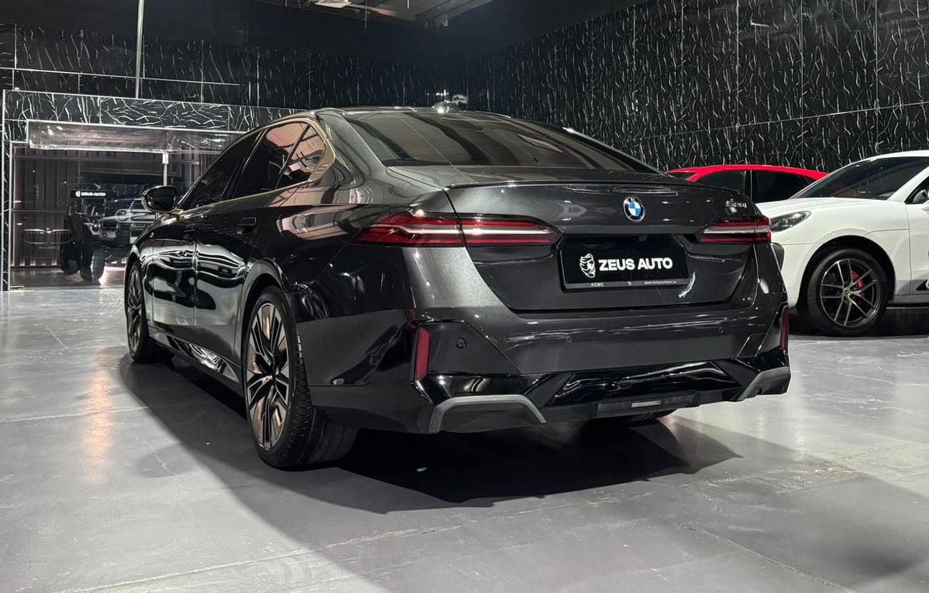 BMW 520i 2.0L /Gold Line Package