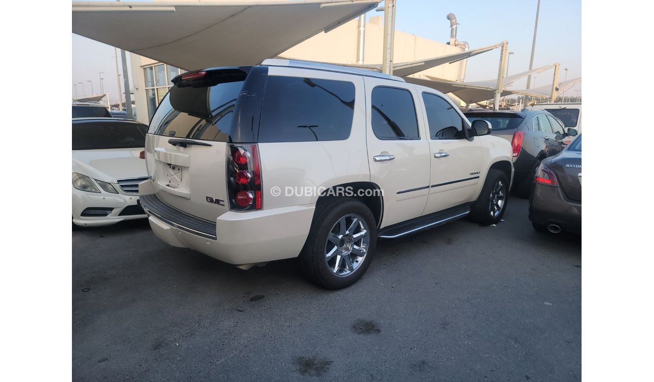 GMC Yukon Denali