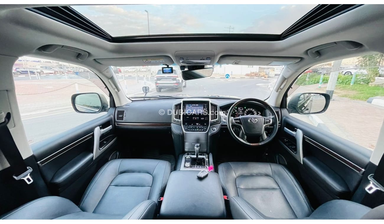 Toyota Land Cruiser | AXG | FULL OPTIONED | 4WD | SUNROOF |