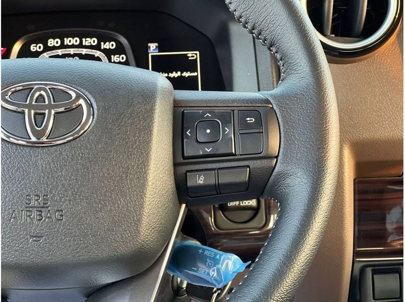 Toyota Land Cruiser Pick Up LC79 D/C 2.8L DSL A/T  // 2024 // FULL OPTION WITH RADAR , LED LIGHT , DVD & BACK CAMERA // SPECIAL