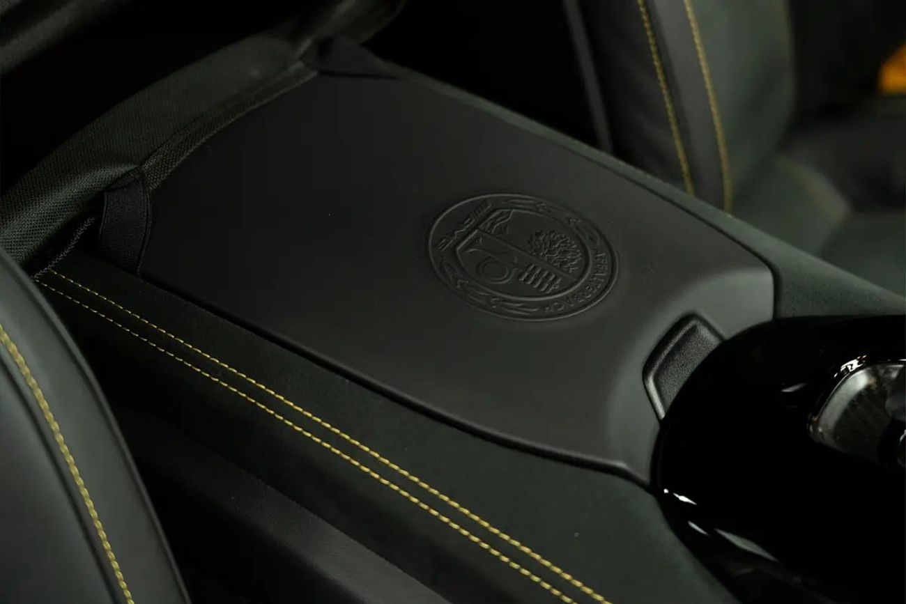 Mercedes-Benz AMG GTR