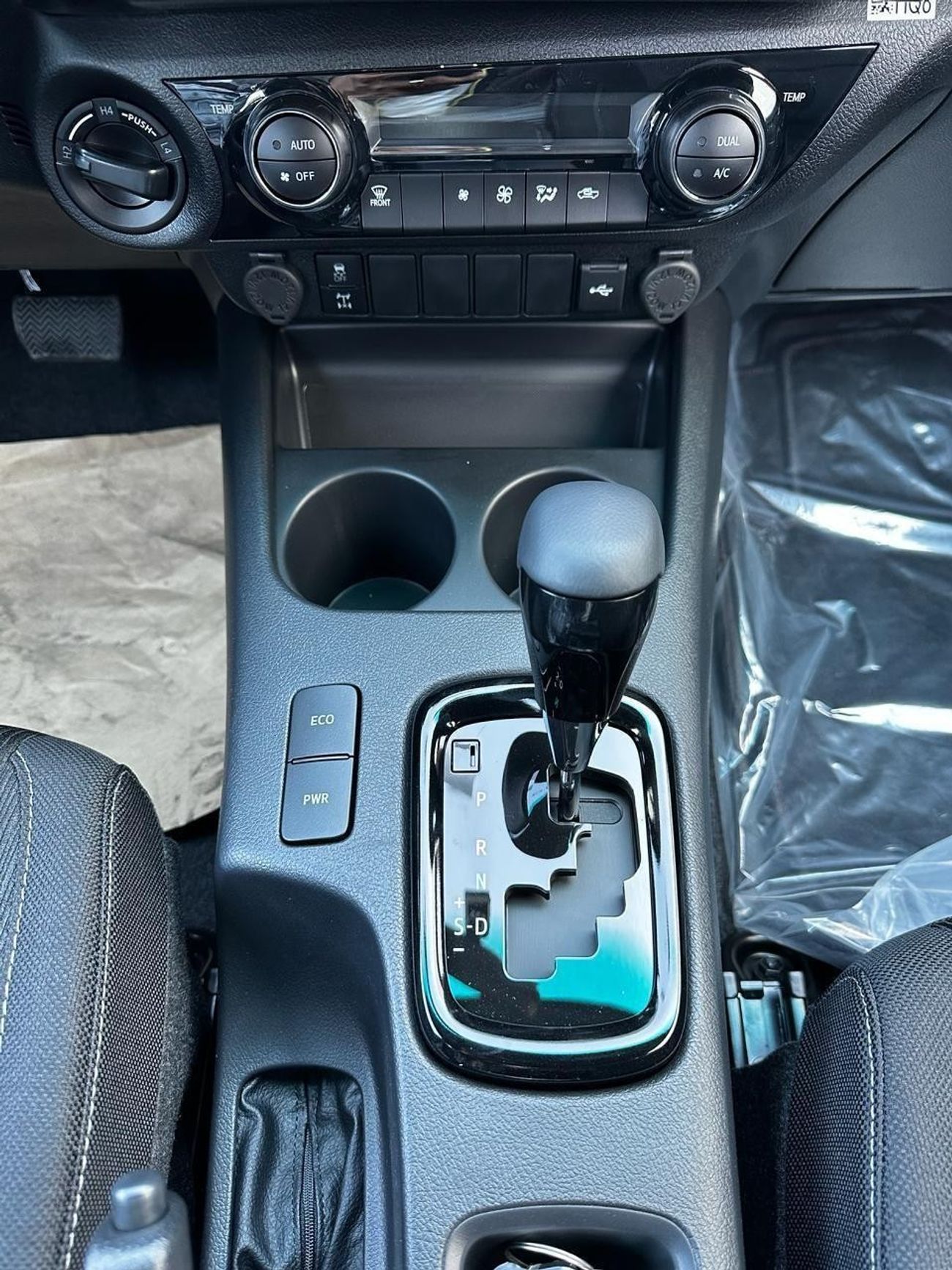 Toyota Hilux 2024 Toyota Hilux Adventure DC V6 4.0L Petrol A/T 4WD Only For Export