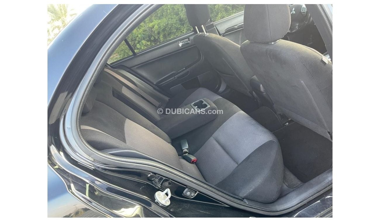 Mitsubishi Lancer ES MITSUBISHI LANCER 2,0 - USA- mobile 2017 Excellent Conditio  Very celen car Full automatic Free a