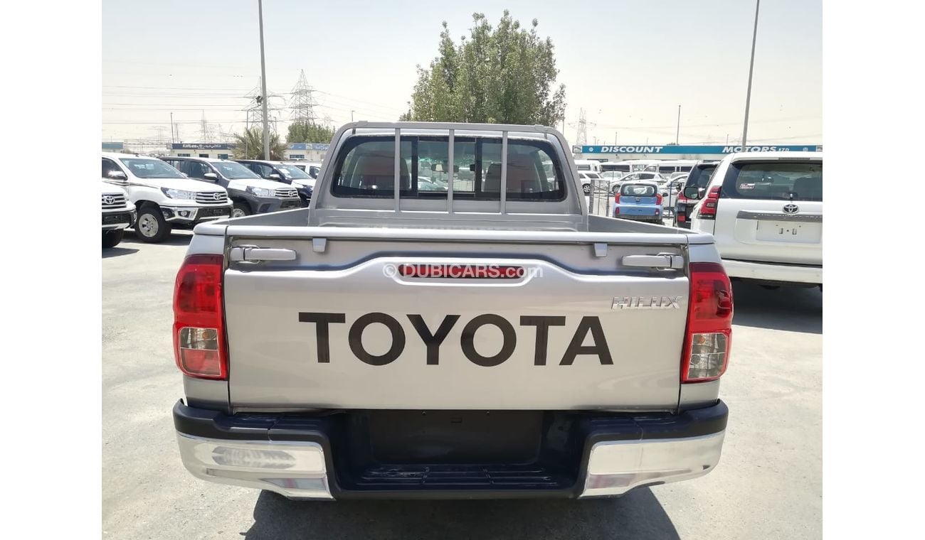 تويوتا هيلوكس Diesel 2.4 full options 2018