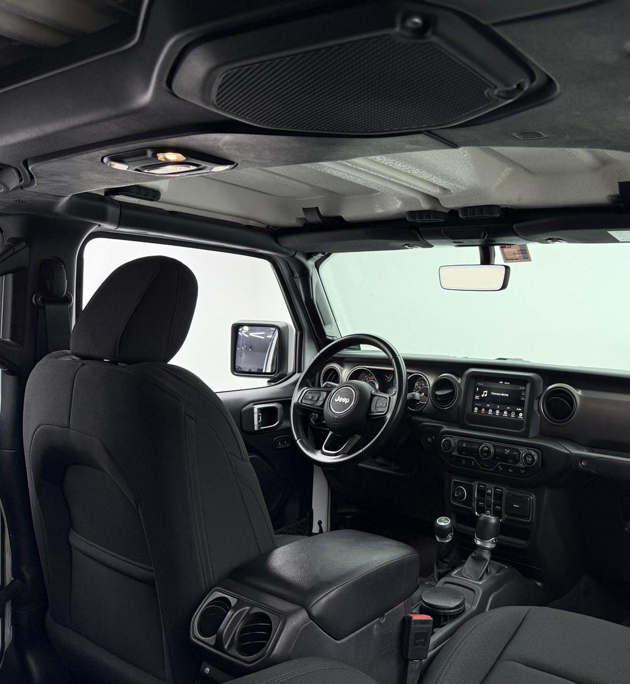 جيب جلادياتور 2020 Jeep Gladiator Sport, 2026 Jeep Warranty, Full Jeep Service History, Low Km, GCC