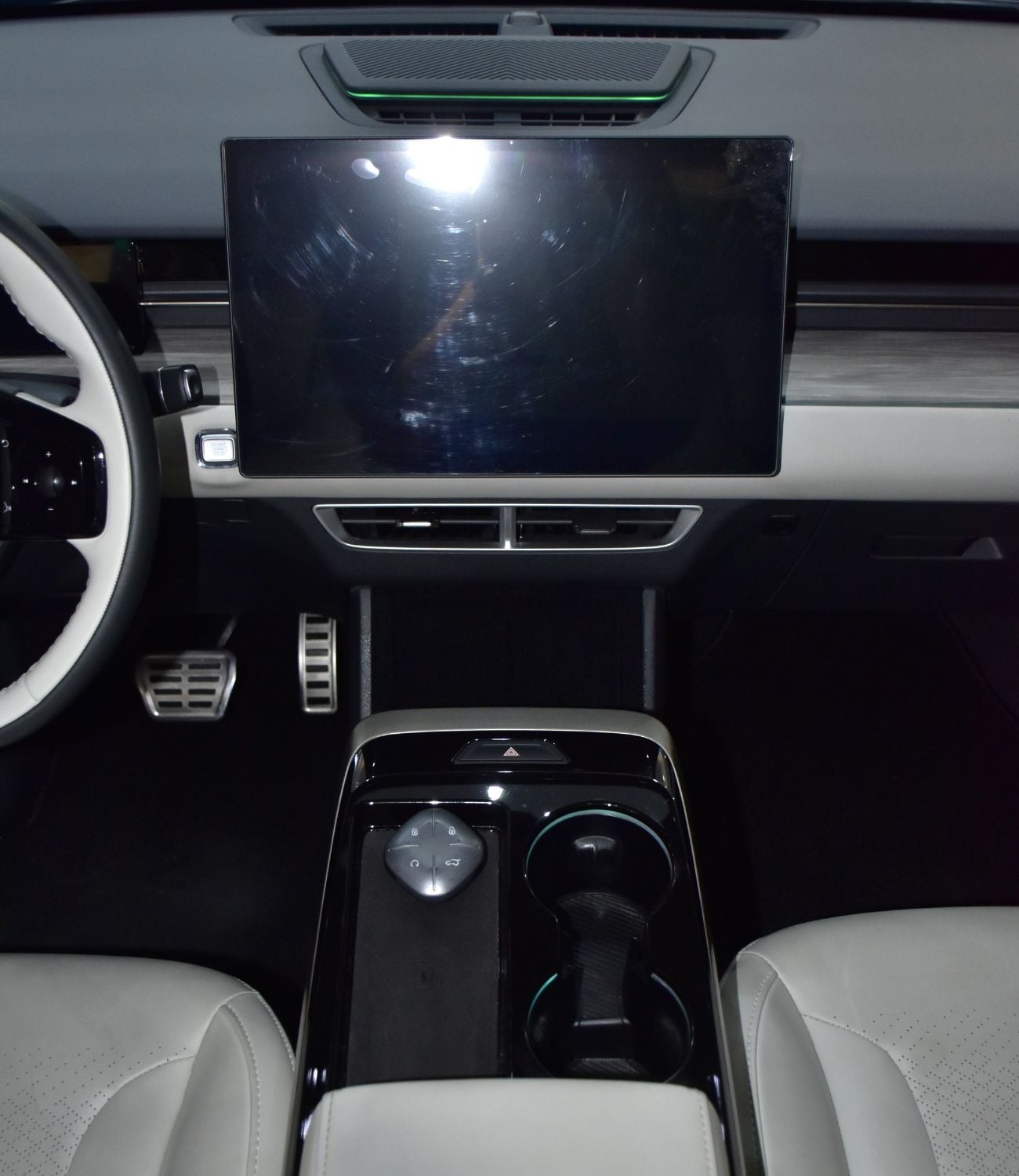 جيتور داشينج LUXURY EXCELLENT DEAL for our Jetour Dashing 1.6L ( 2024 Model ) in Green Color GCC Specs