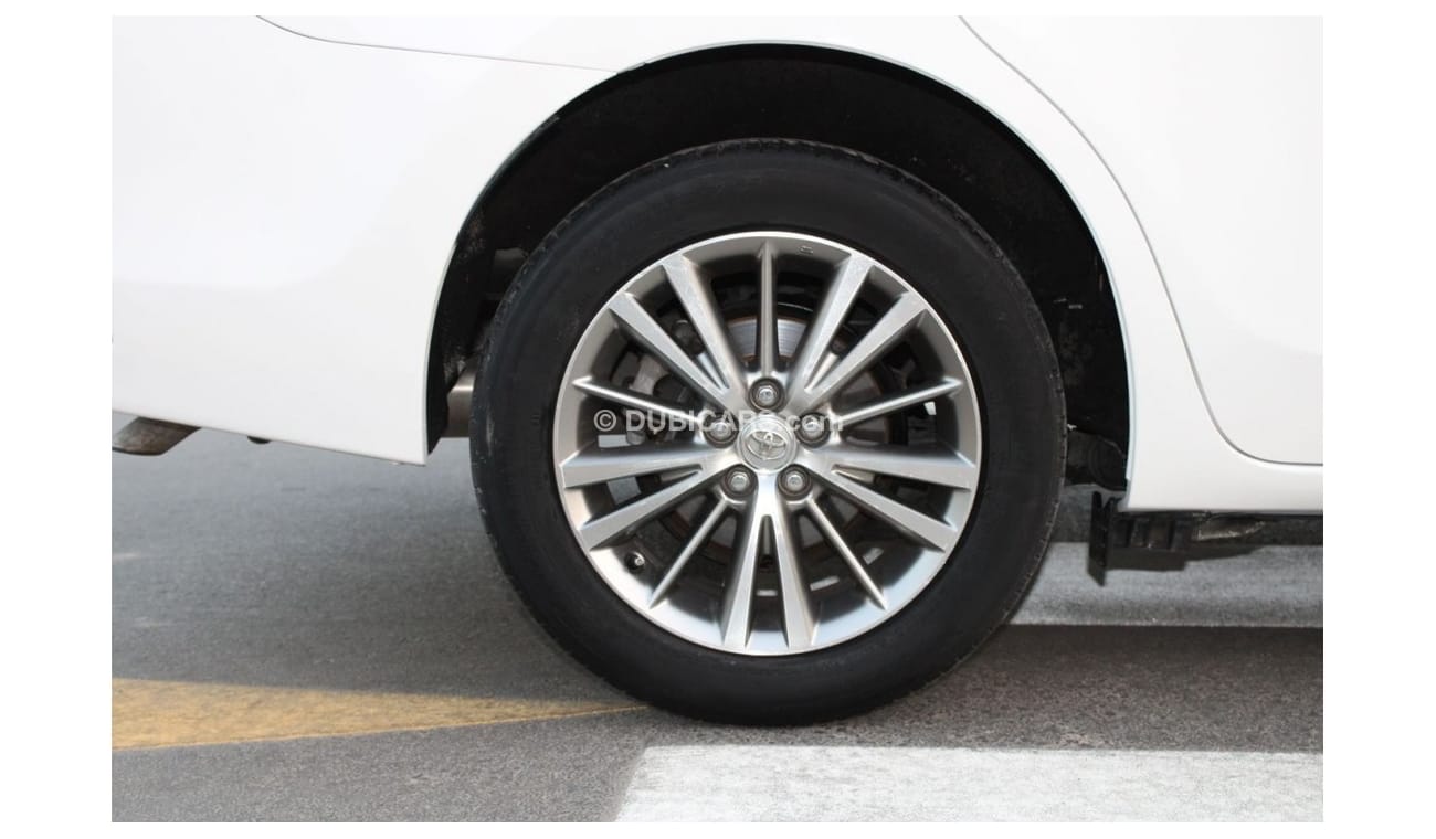 تويوتا كورولا تويوتا كورولا 2015 خليجي رقم 2 بصمه 1.6 بحالة ممتازة بدون حوادث نظيفه جدا من الداخل والخارج