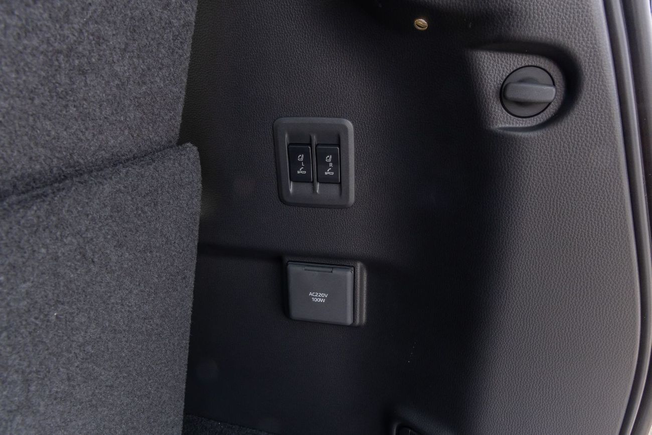 تويوتا برادو Toyota Prado VX-3 Petrol 2.4L 4WD - Black - 2025 (Export)