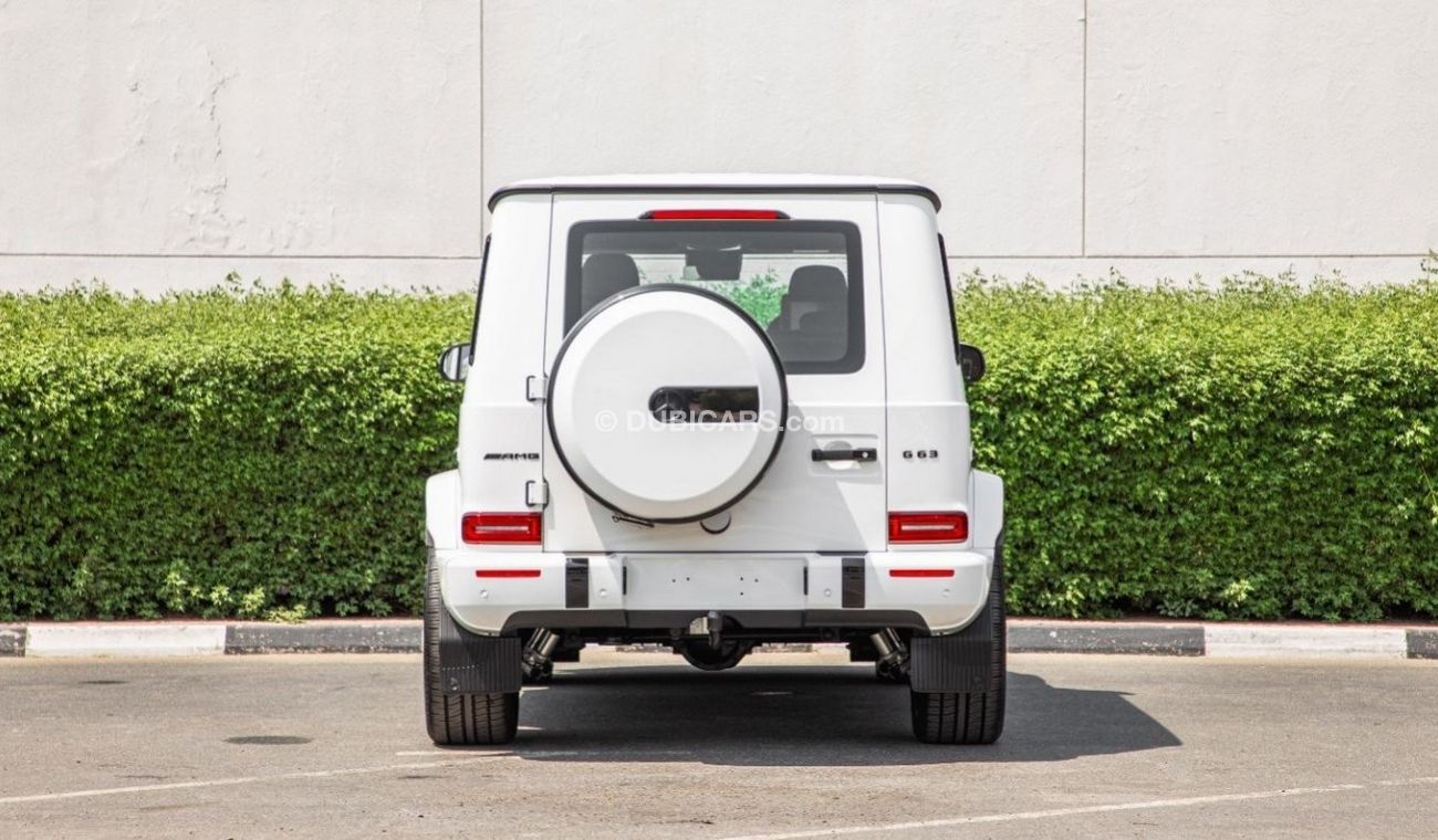 Mercedes-Benz G 63 AMG AMG Night Pack Carbon/GCC/2 years Warranty. Local Registration +5%