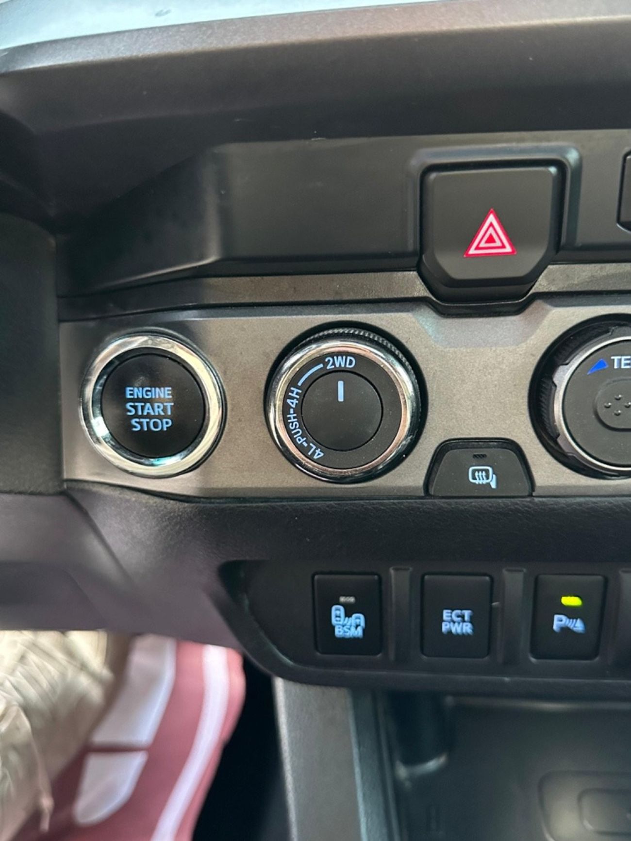 Toyota Tacoma 2020 OFF ROAD 4x4 PUSH START SUNROOF FULL OPTION