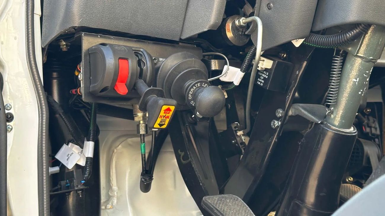 إيسوزو سامرات T3500 Isuzu SML Samrat T3500 Tipper 3.5L 4x2 MT Diesel MY-2025