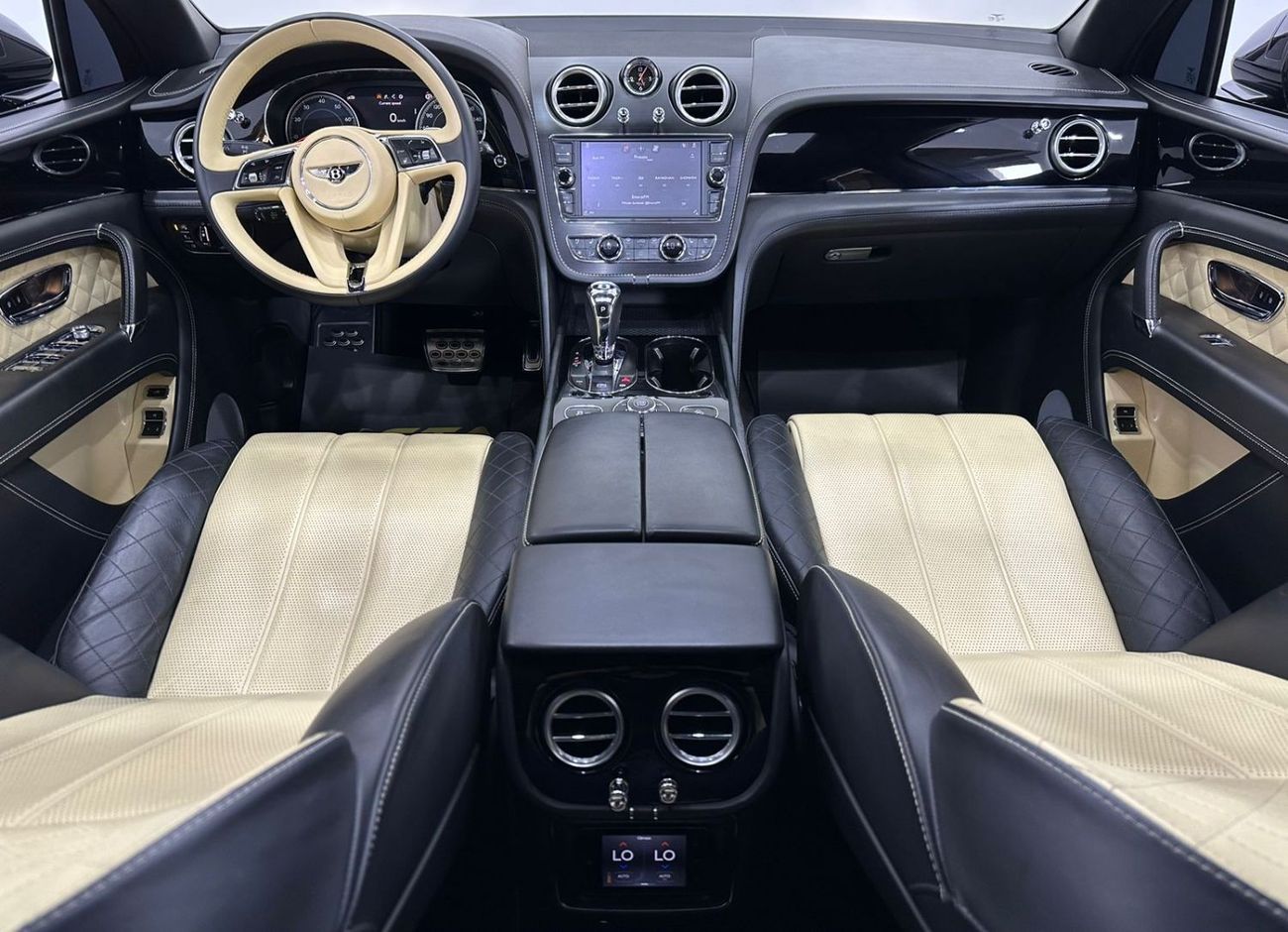 Bentley Bentayga Std 2017 Bentley Bentayga W12 7 Seater, Warranty, Service History, Full Options, Euro Specs