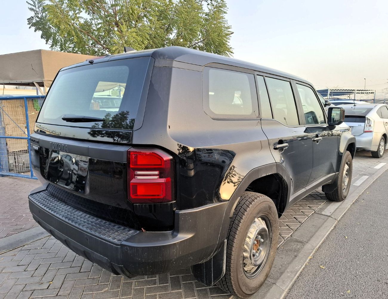 Toyota Prado Toyota Prado 2.4L 2025 Urban Black Petrol (Export Only)