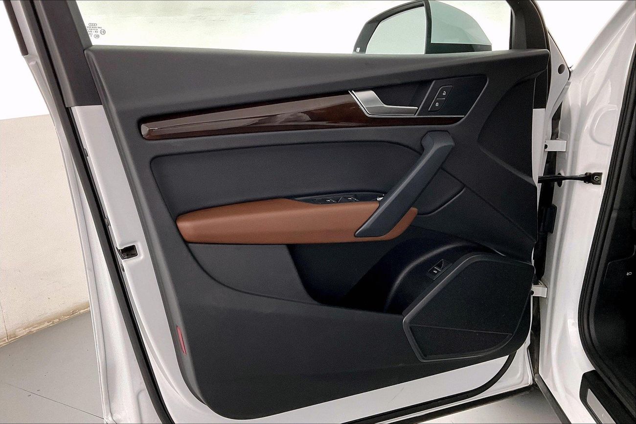 أودي Q5 45 TFSI quattro Basic | National Day Celebration | شامل الضمان | 0 ﺪﻔﻋﺓ ﺃﻮﻟﻯ