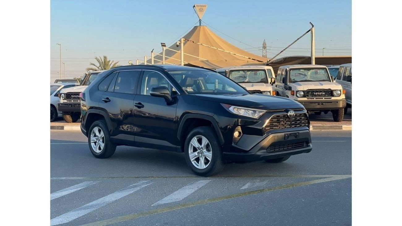 Toyota RAV4 2019 Toyota Rav4 XLE 4x4 AWD 2.5L V4 Full Option -