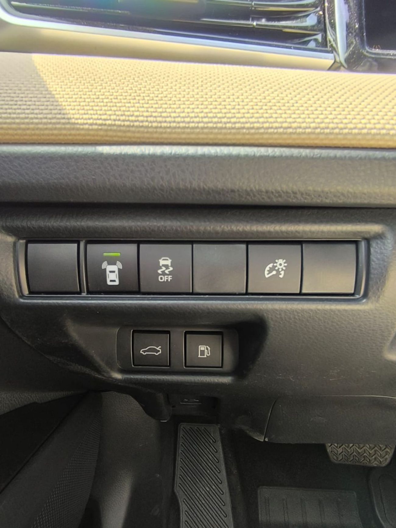 Toyota Camry 2025 E 2.5L