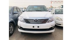 Toyota Fortuner 2.7L PETROL-MP3 PLAYER-ALLOY WHEELS-FOG LIGHTS-GCC RTA PASSED