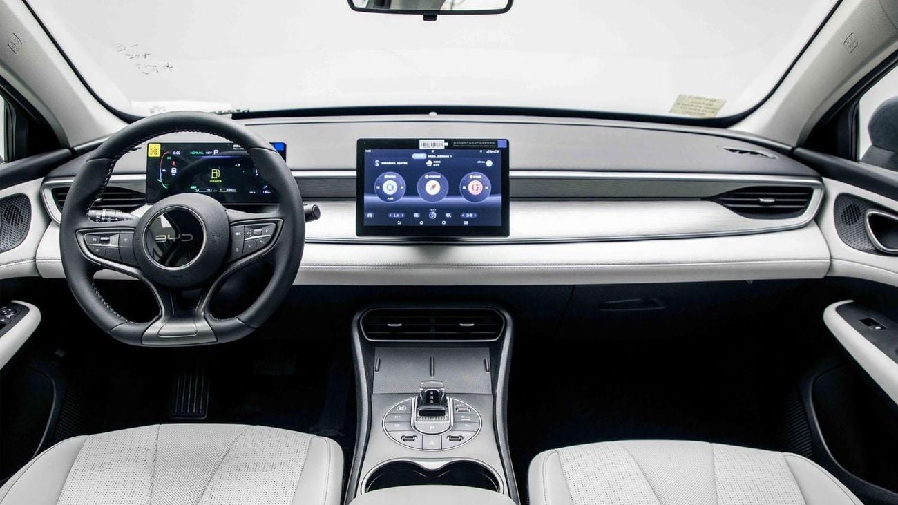 BYD Seal 05 DM-i 1.5L Petrol Engine + Electric Motor (DM-i Plug-in Hybrid) | 4 Door | 5 Seater