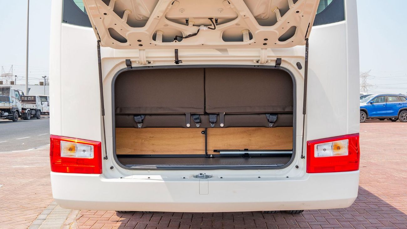 تويوتا كوستر 2026 Toyota Coaster 4.0L Diesel MT 22 seaters Electric doors with Fridge