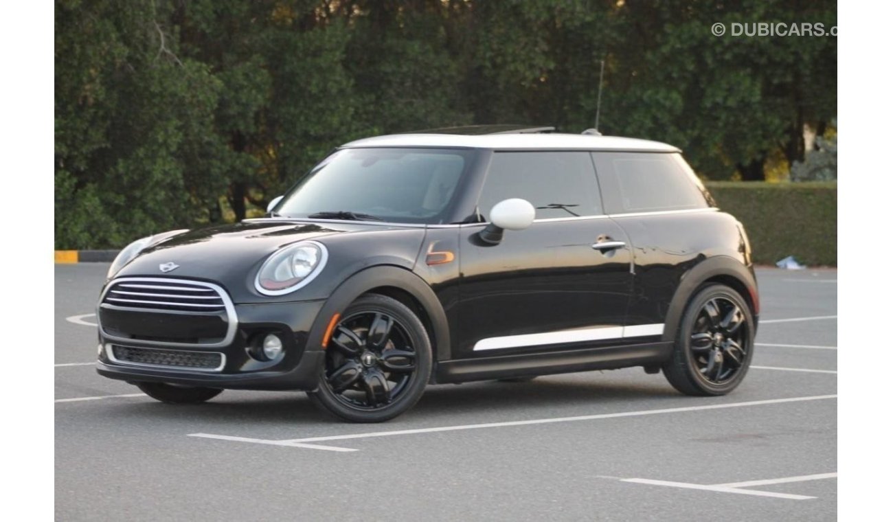 Mini Cooper 2015 model, imported from America, Full Option, Manorama sunroof, 3 cylinders, automatic transmissio