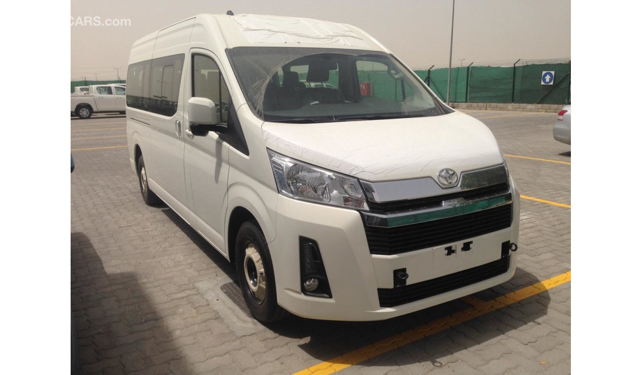 Toyota Hiace 2.8L M/T DIESEL