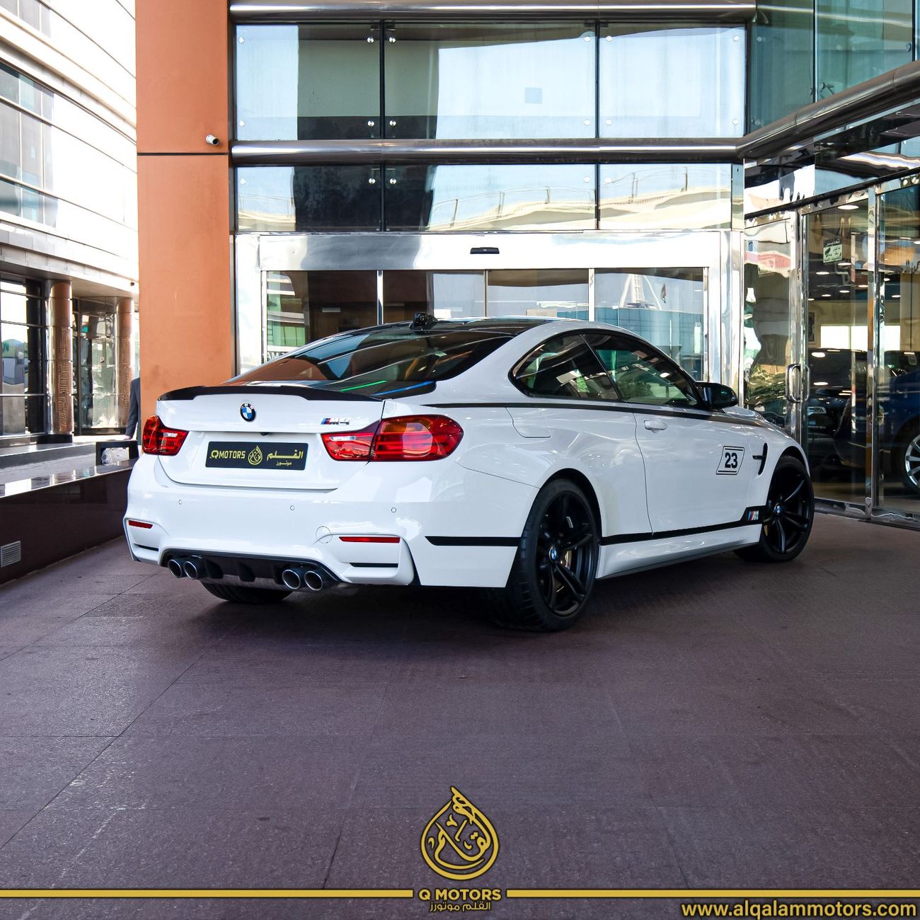 BMW M4 1 OF 23 BMW M4 DTM CHAMPION EDITION GCC 2000KM