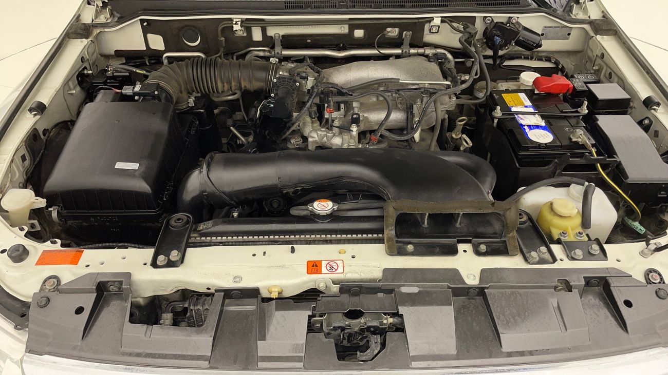 Mitsubishi Pajero GLS LOWLINE 3.5 | Zero Down Payment | Home Test Drive