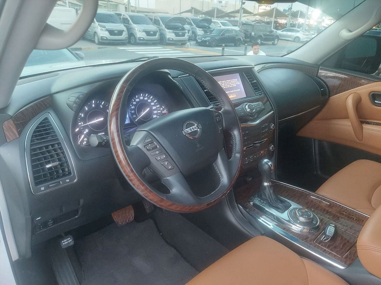 Nissan Patrol LE PLATINUM Platinum v6