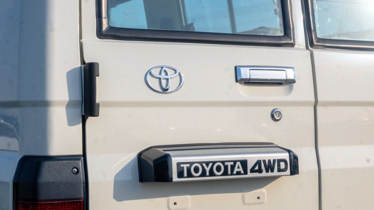 تويوتا لاند كروزر 70 Toyota Land Cruiser LC78 2025 2.8L Diesel 4WD 3 Doors