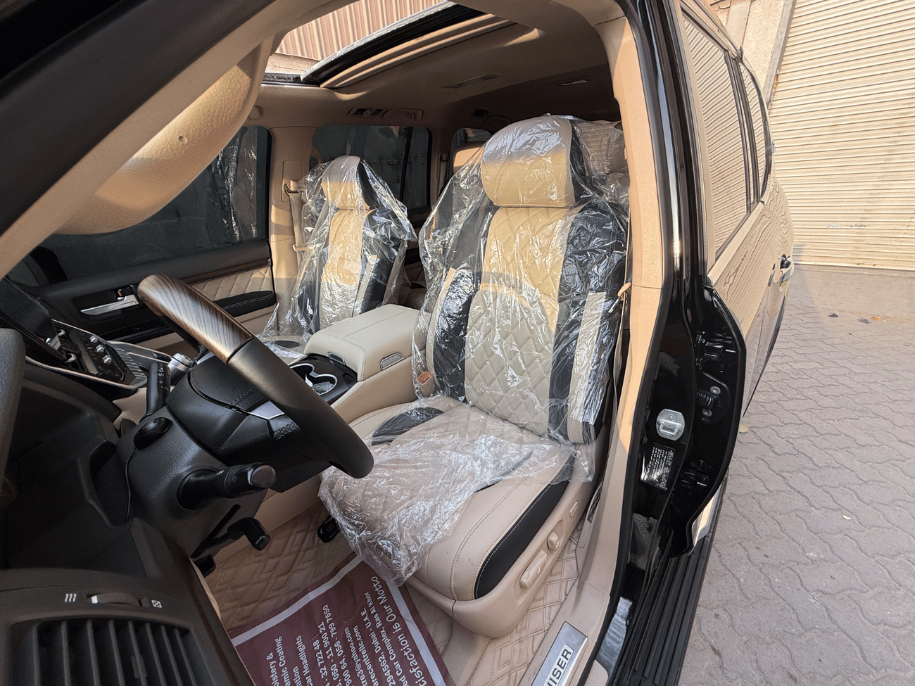 Toyota Land Cruiser VXR 4.6L 4WD