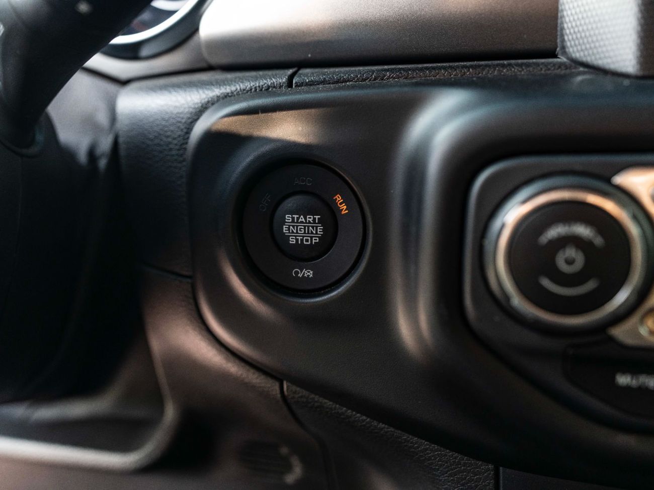 Jeep Wrangler Sport 3.6L A/T (5 Seater)