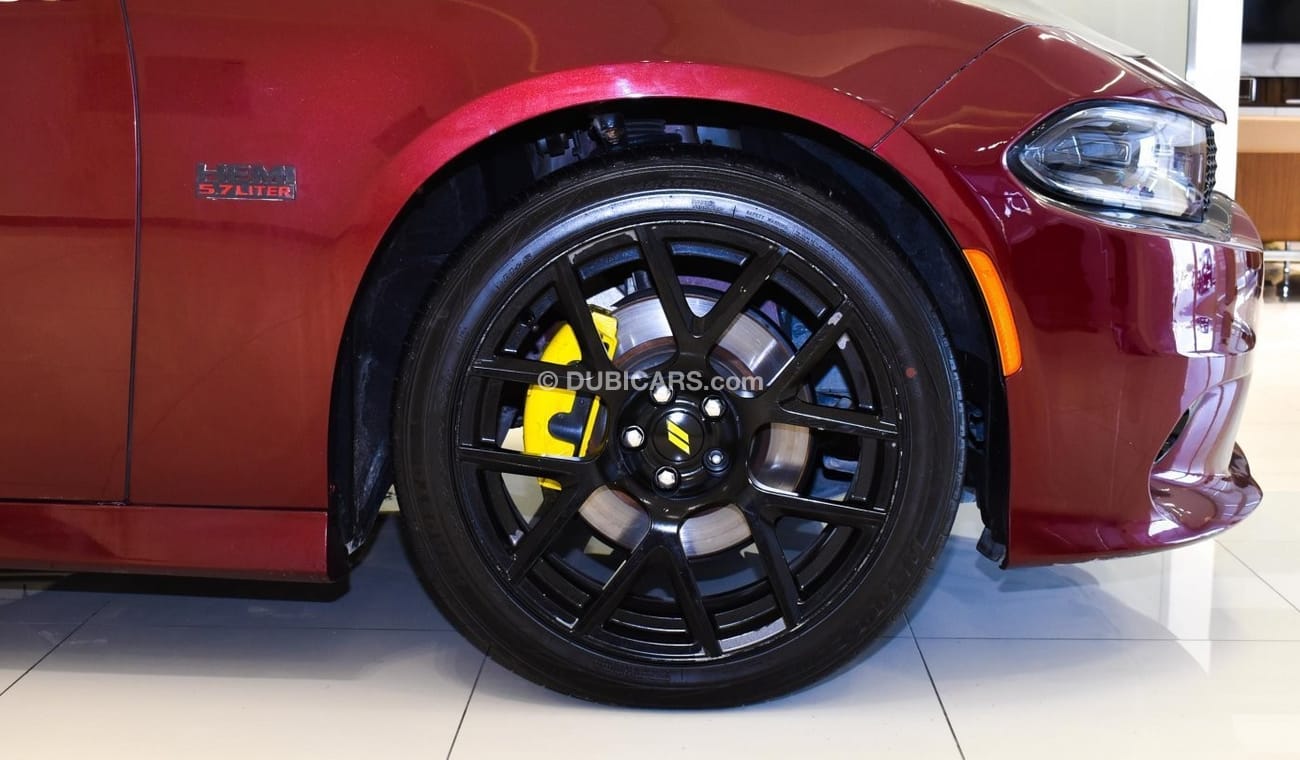 Dodge Charger DAYTONA 5.7L HEMI