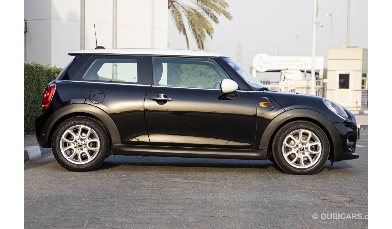 Mini Cooper GCC - ASSIST AND FACILITY IN DOWN PAYMENT - 865 AED/MONTHLY - 1 YEAR WARRANTY UNLIMITED KM AVAILABLE