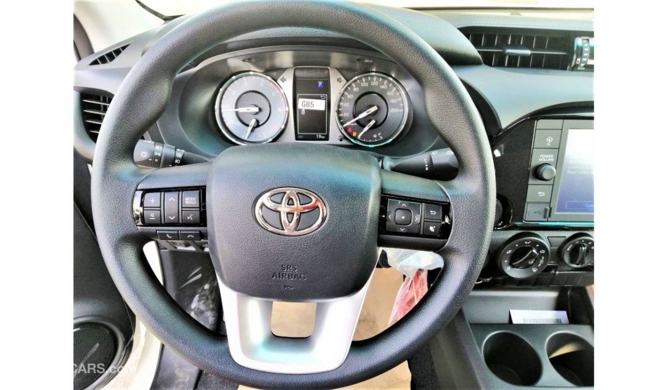 تويوتا هيلوكس Toyota Hilux - 2.4 - diesel / automatic