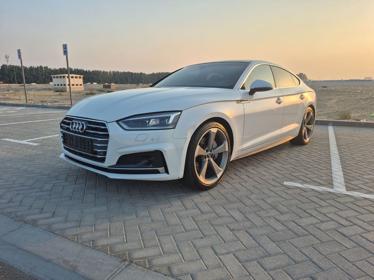 أودي A5 45 TFSI quattro Sport 2.0L