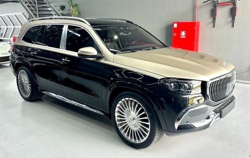 Mercedes-Benz GLS 600 Maybach Golden-black