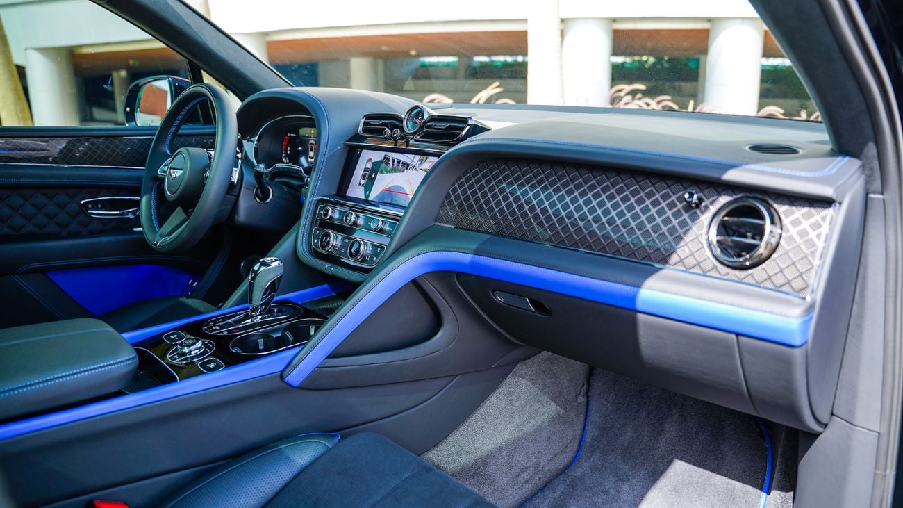 بنتلي بينتايجا | FACTORY BLACK CARBON EDITION | official Bentley dealer WARRANTY