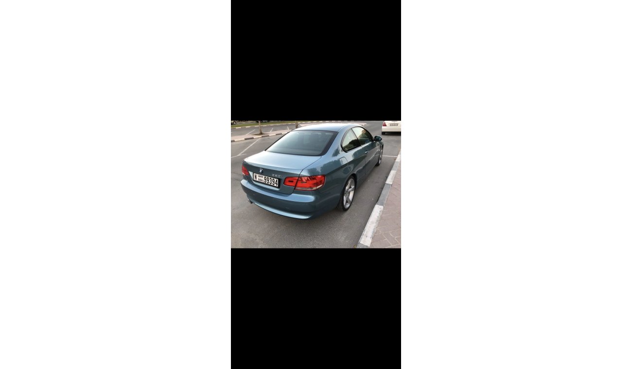 بي أم دبليو 320 i