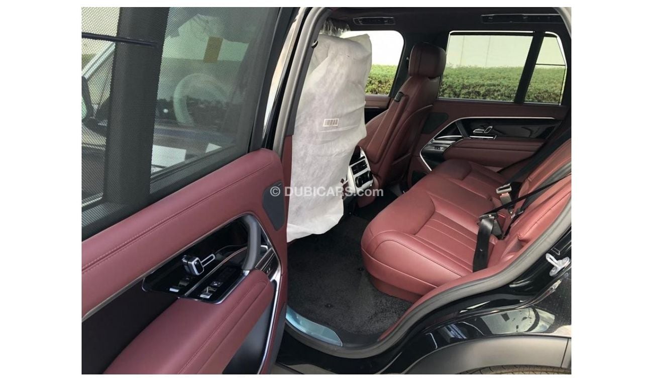 Land Rover Range Rover Range Rover HSE 4.4L AWD 530PS 2023 Model