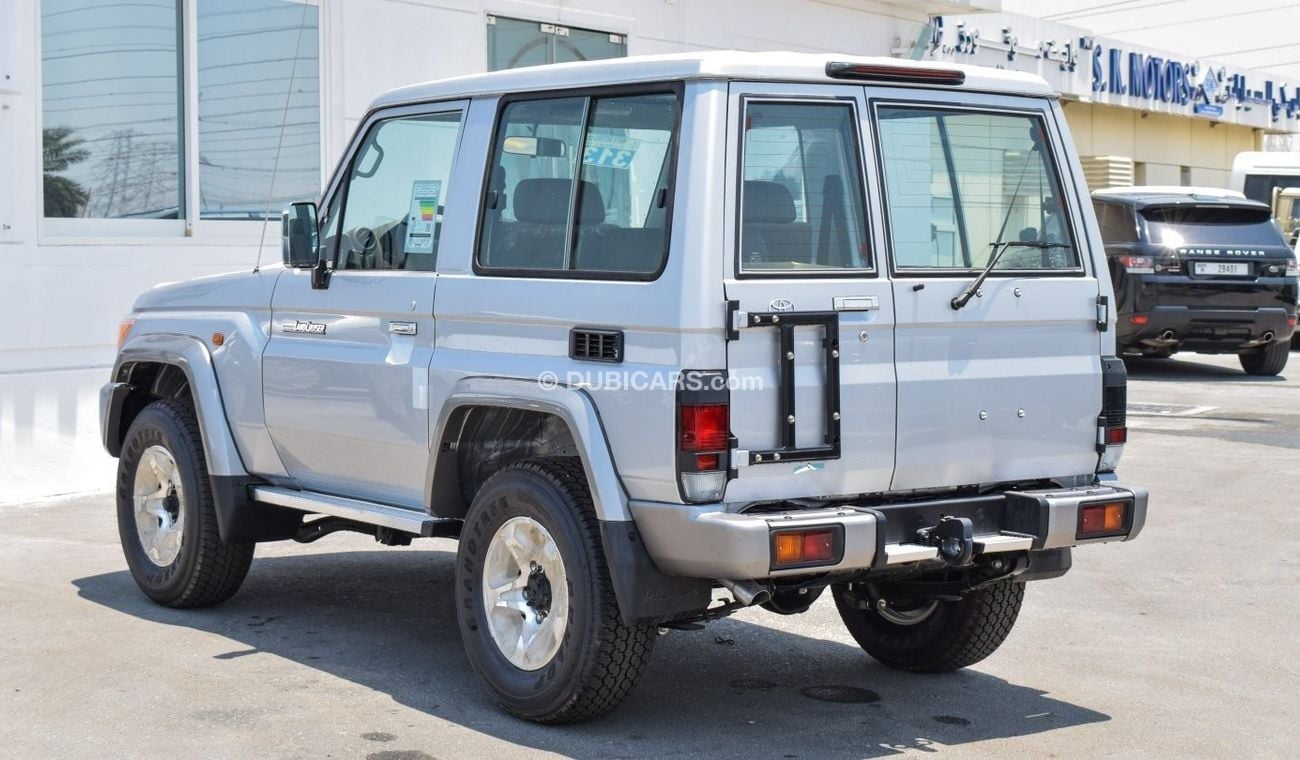 Toyota Land Cruiser 70 Land Cruiser Hard Top 71