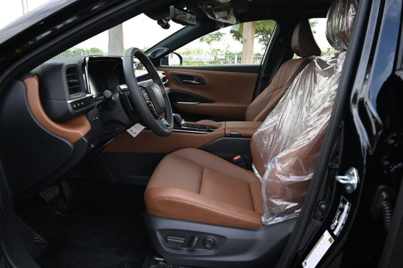 تويوتا كراون 2.5L HYBRID AWD 5 SEATER AT TECH PLUS