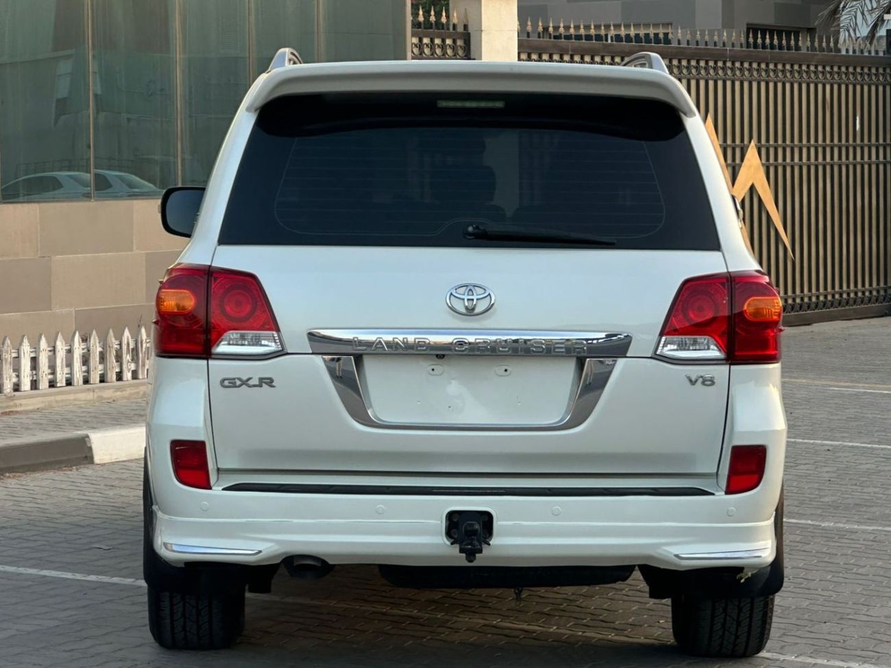 تويوتا لاند كروزر GXR V8 خليجي