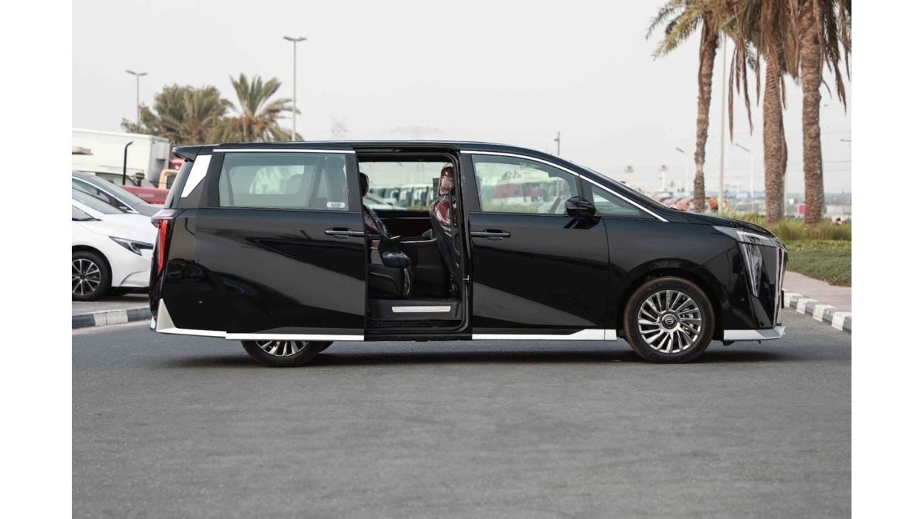 GAC M8 2025 GAC Trumpchi M8 2.0 GX Master - Black inside Black | Export Only