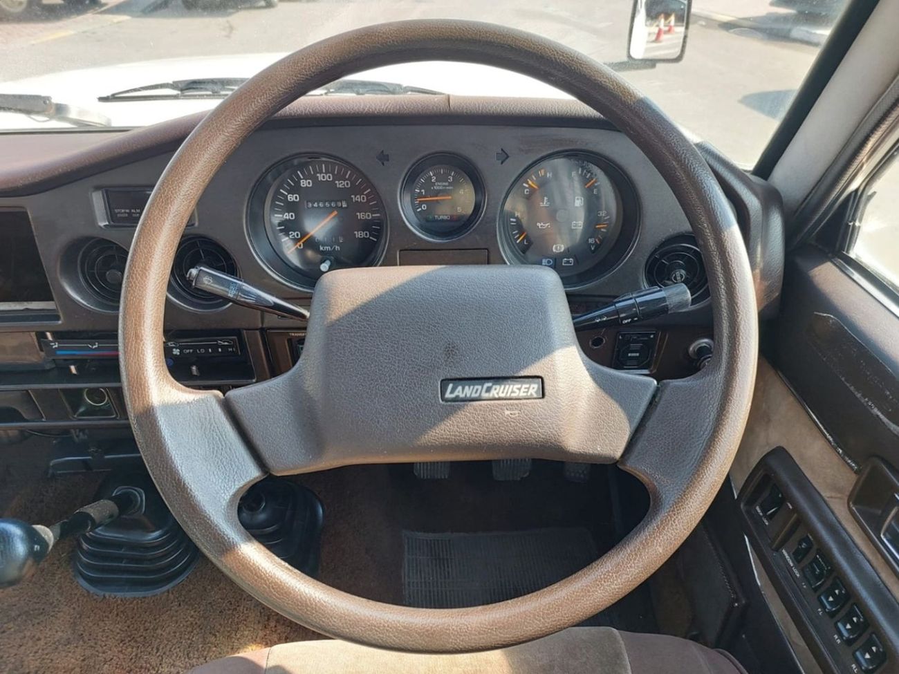 تويوتا لاند كروزر TOYOTA LAND CRUISER SUV RHD 1988 MODEL 4.0 L DIESEL MANUAL(PM10351)