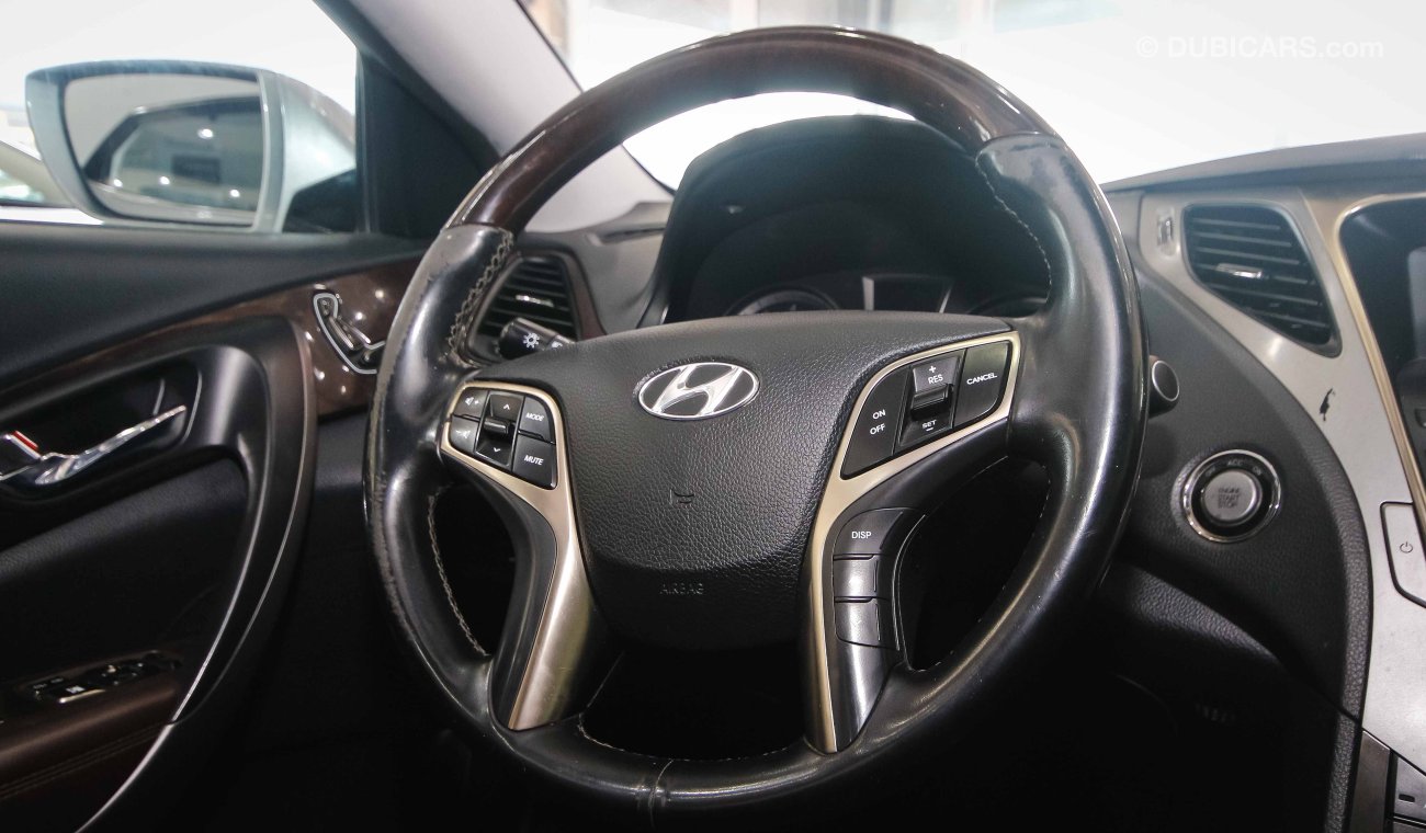 Hyundai Azera 3.0